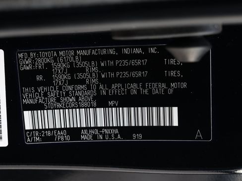 Used 2024 Toyota Sienna XLE image 36