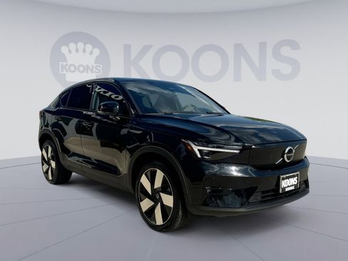 Certified 2023 Volvo C40 P8 Recharge Ultimate w/ Protection Package Premier AWD/4WD image 10