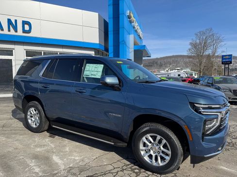 New 2026 Chevrolet Tahoe LT image 7