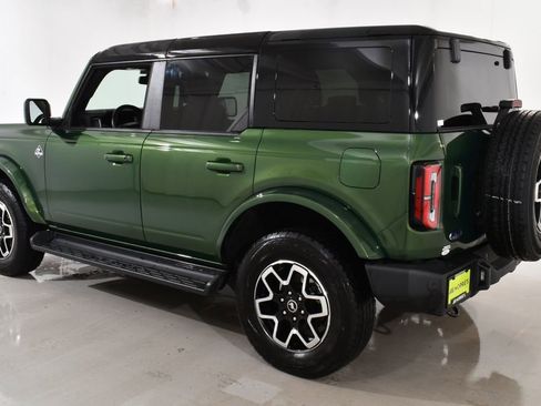 Used 2025 Ford Bronco Outer Banks image 15