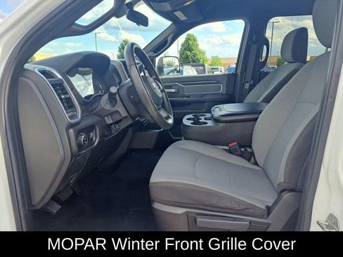 Used 2022 RAM 2500 Big Horn w/ Cold Weather Group AWD/4WD image 9