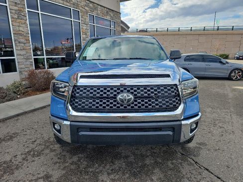 Used 2019 Toyota Tundra SR5 w/ TRD Off Road Package image 6