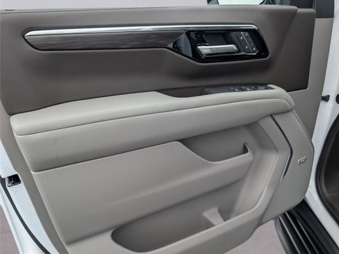 New 2026 Chevrolet Tahoe LT w/ Comfort Package RWD image 13