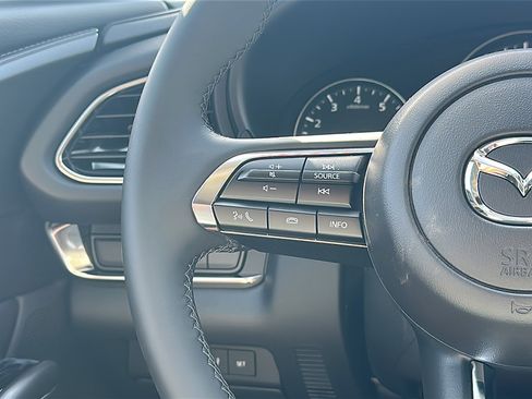 New 2025 MAZDA CX-30 AWD 2.5 S w/ Preferred Package image 18
