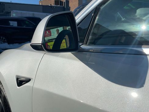 Used 2020 Tesla Model 3 image 19