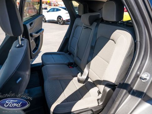Used 2022 Ford Escape SE w/ Convenience Package AWD/4WD image 11