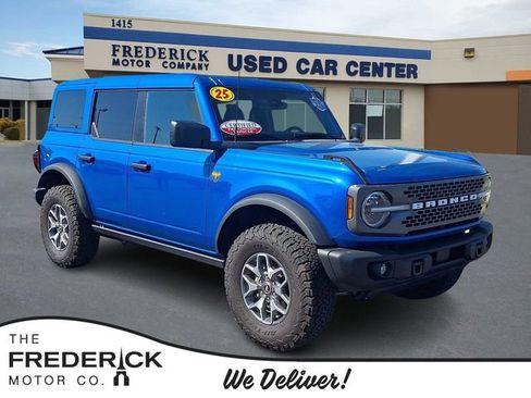 Certified 2025 Ford Bronco Badlands AWD/4WD image 1
