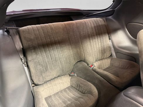 Used 1995 Pontiac Firebird Coupe image 25