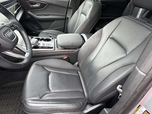Used 2023 Audi Q7 3.0T Premium Plus w/ Premium Plus Package AWD/4WD image 18