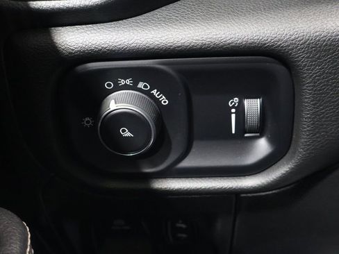 Certified 2023 RAM 1500 Laramie image 35