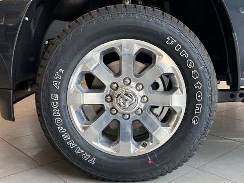 New 2026 RAM 2500 Laramie AWD/4WD image 11