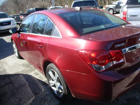 Used 2016 Chevrolet Cruze LT image 8