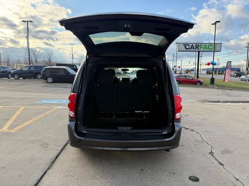 Used 2015 Dodge Grand Caravan SE w/ Quick Order Package 29E SE image 13
