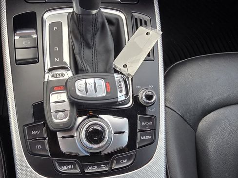 Used 2015 Audi A4 Premium w/ Audi MMI Navigation image 28
