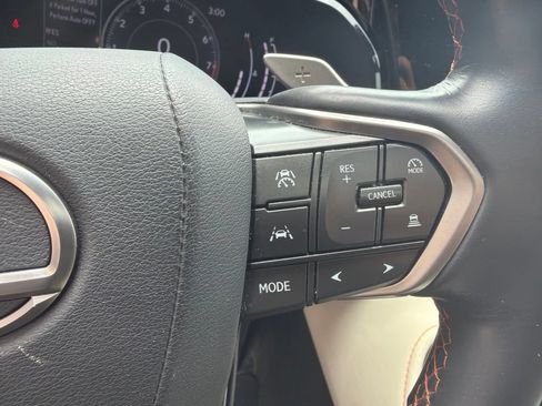 Used 2024 Lexus NX 250 FWD w/ Towing Package (2000 Lbs) image 18