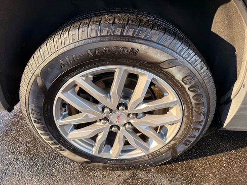 Used 2018 GMC Acadia SLE w/ Driver Alert Package I image 49