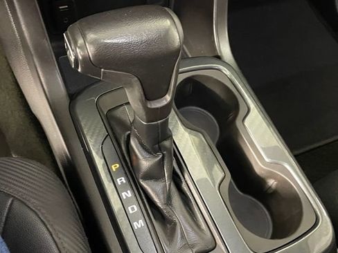 Used 2016 GMC Canyon SLE w/ All Terrain Package image 11