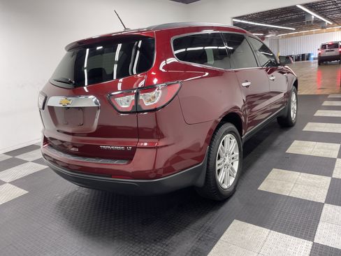 Used 2015 Chevrolet Traverse LT w/ Style and Technology Package image 5
