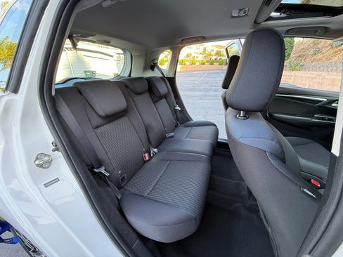 Used 2018 Honda Fit EX image 21