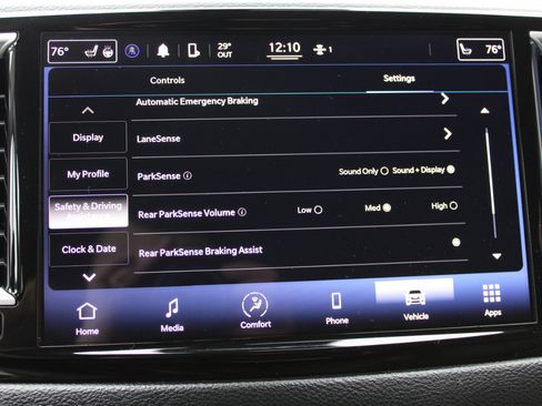 Used 2022 Chrysler Pacifica Touring-L image 31