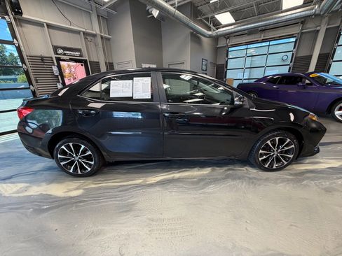 Used 2017 Toyota Corolla SE FWD image 27