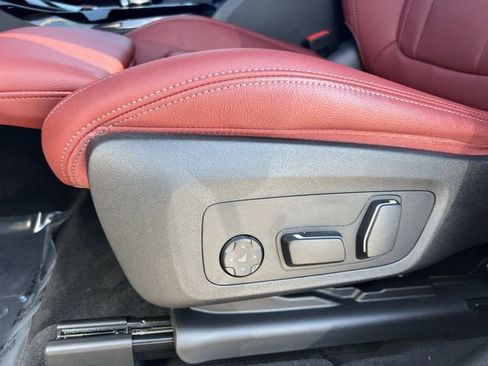 Certified 2024 BMW X3 sDrive30i w/ M Sport Package image 21