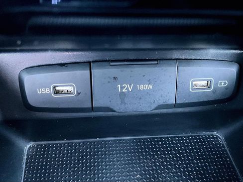 Used 2022 Hyundai Santa Cruz SE FWD image 16