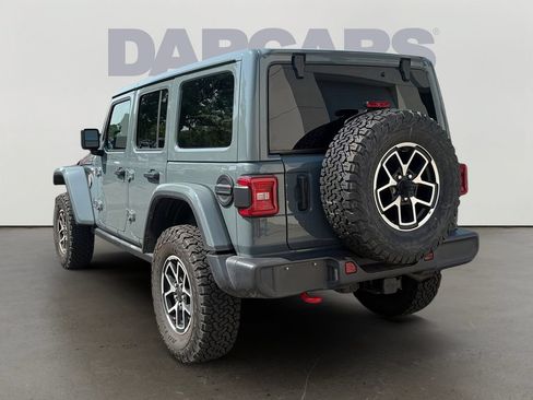Used 2026 Jeep Wrangler Unlimited Rubicon AWD/4WD image 5