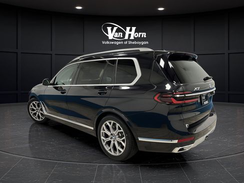 Used 2023 BMW X7 xDrive40i AWD/4WD image 5