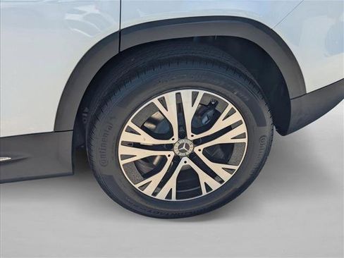 New 2026 Mercedes-Benz GLB 250 image 9