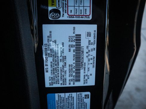 Used 2014 Ford Mustang Shelby GT500 w/ Equipment Group 821A image 36