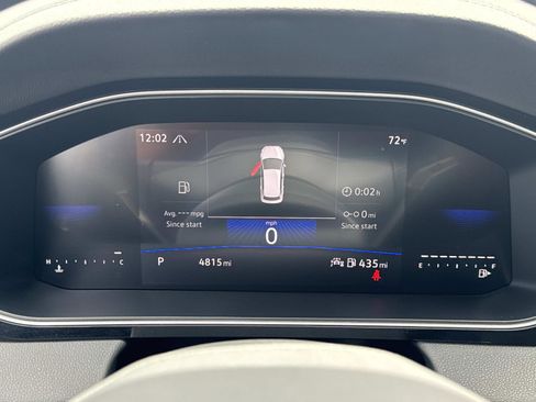 Certified 2025 Volkswagen Jetta Sport FWD image 18