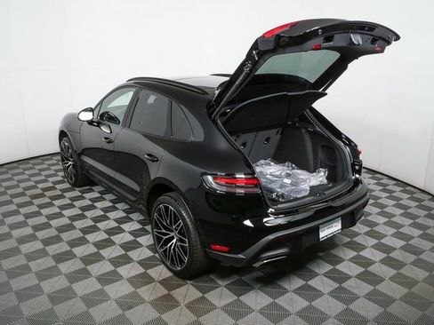 New 2026 Porsche Macan image 34