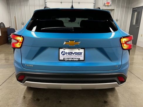 New 2026 Chevrolet Trax LT w/ Driver Confidence Package FWD image 4