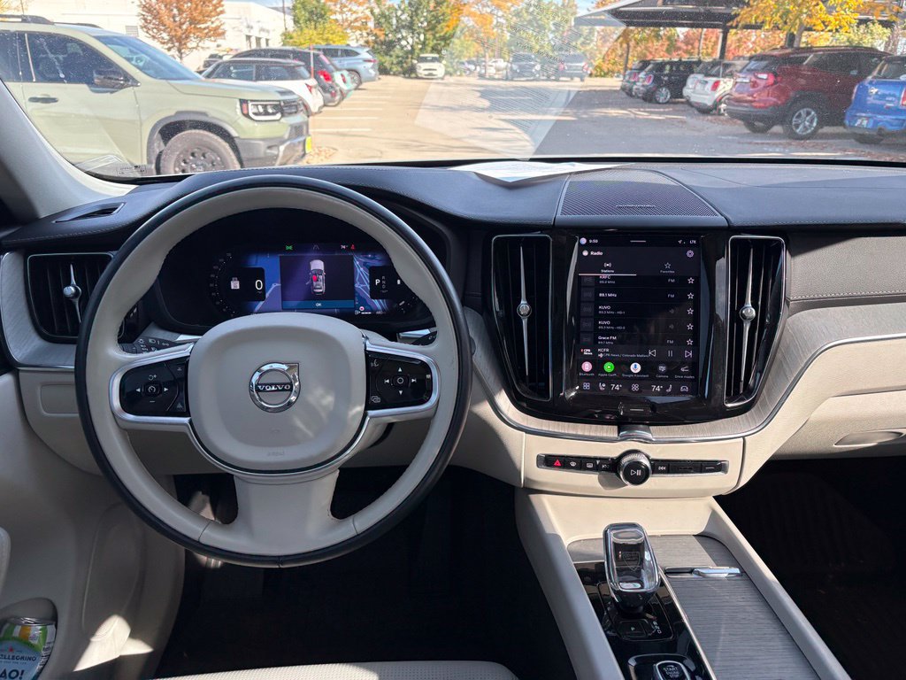 Used 2023 Volvo XC60 B5 Ultimate w/ Climate Package AWD/4WD image 15