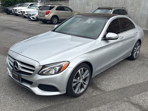 Used 2016 Mercedes-Benz C 300 4MATIC Sedan image 1