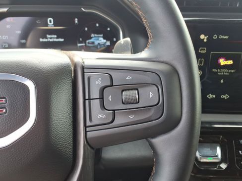 Used 2024 GMC Sierra 1500 AT4 w/ Technology Package AWD/4WD image 28