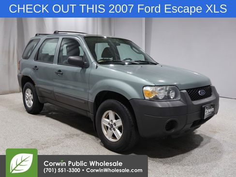 Used 2007 Ford Escape XLS image 1