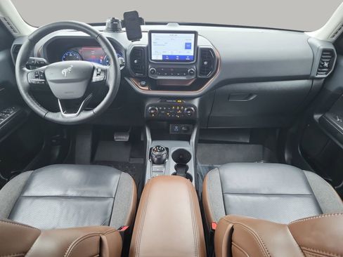 Used 2021 Ford Bronco Sport Outer Banks image 11