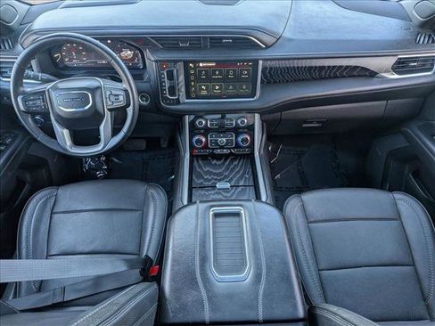 Used 2023 GMC Yukon XL Denali image 22