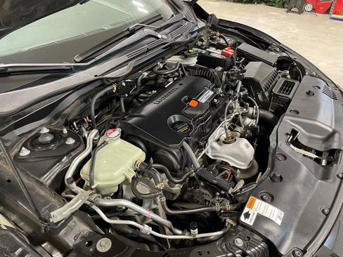 Used 2019 Honda Civic Sport image 30