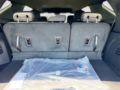 New 2026 Chevrolet Traverse LT w/ LPO, Floor Liner Package image 30