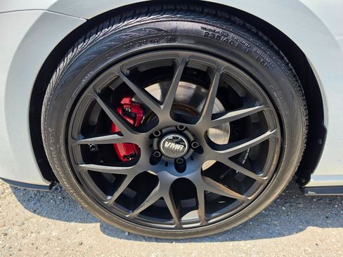 Used 2015 Volkswagen GTI S FWD image 27
