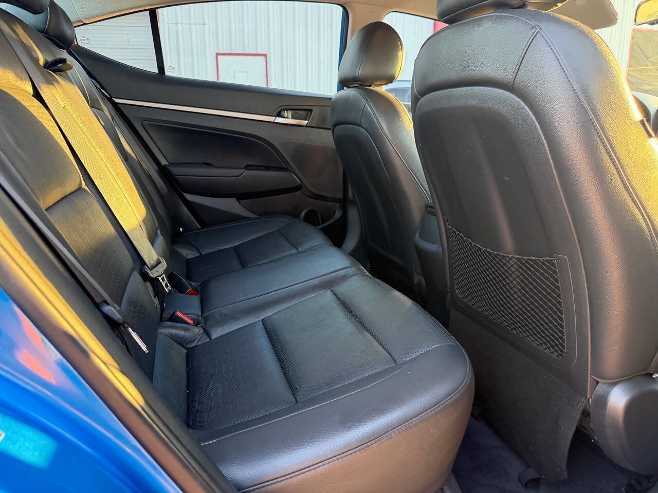 Used 2017 Hyundai Elantra Limited FWD image 17