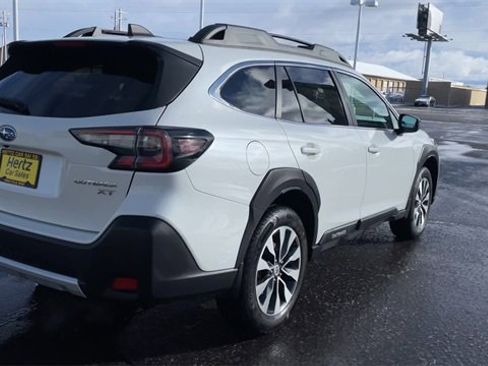 Used 2023 Subaru Outback Limited XT image 9