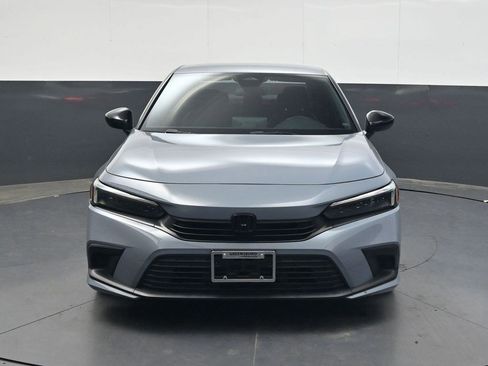 Used 2023 Honda Civic Sport image 9