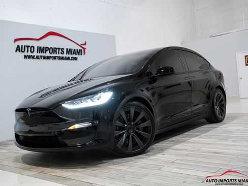 Used 2022 Tesla Model X Plaid image 90