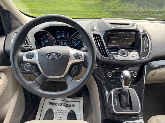 Used 2014 Ford Escape Titanium FWD image 16