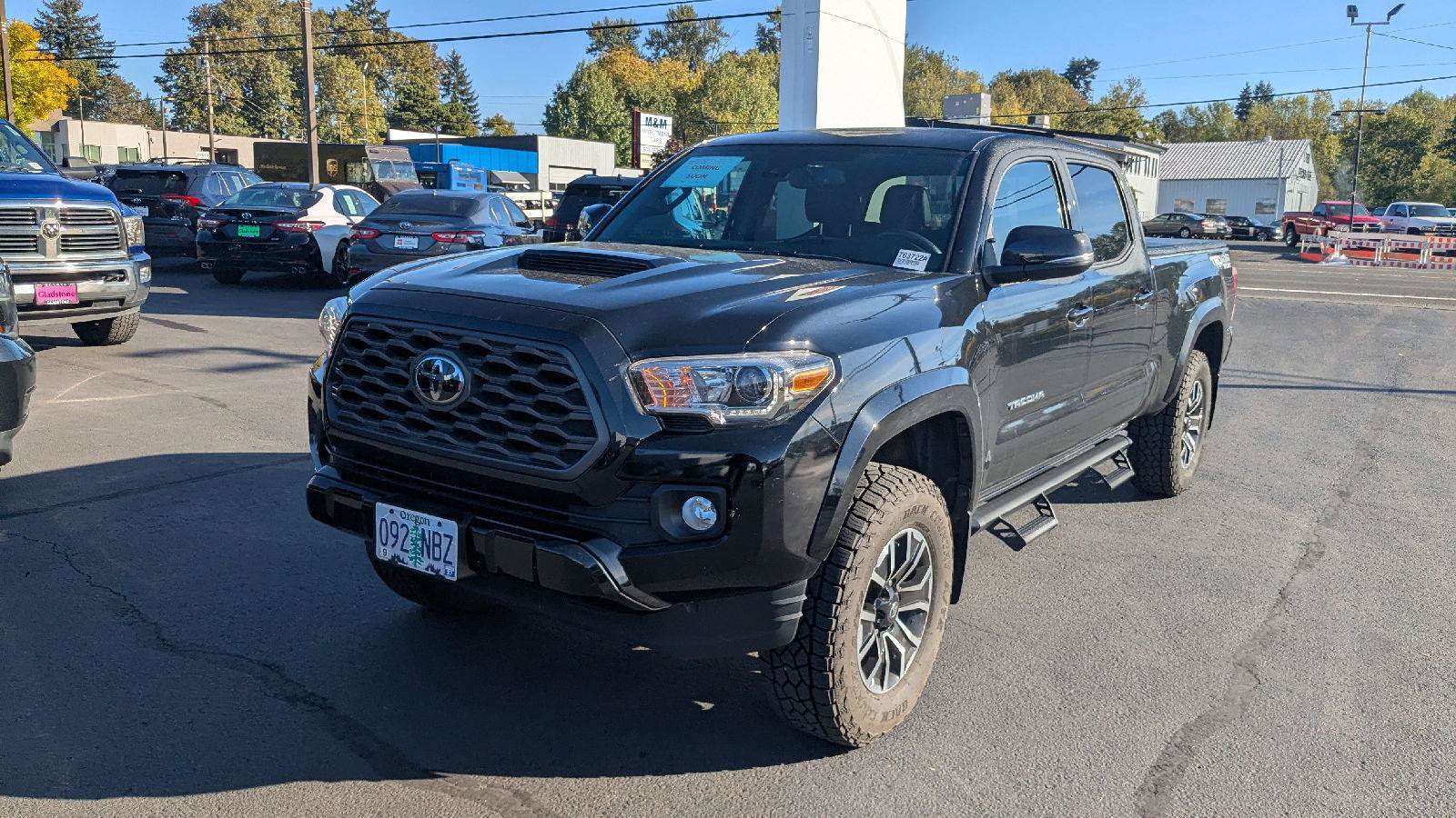 Used 2021 Toyota Tacoma TRD Sport w/ TRD Premium Sport Package AWD/4WD image 1