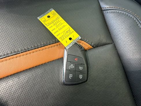 Used 2025 GMC Sierra 1500 AT4 w/ AT4 Premium Package image 50